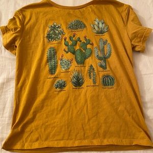 Orange cactus shirt🌵